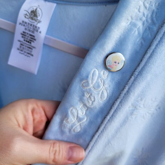 Disney 2XL Light Blue Velour Wrap Top Frozen Elsa Sweatshirt - Picture 2 of 6